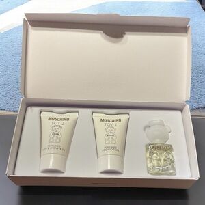 Moschino Toy 2 3Pc Gift Set